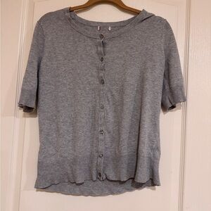 Gray Short sleeve Button-Up Cardigan​​​